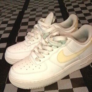Women's Nike Air Force one